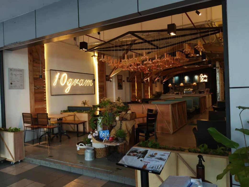 Vista Alam Studio Units - Pool, Food Court 샤알람 외부 사진