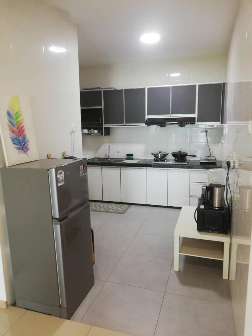 Vista Alam Studio Units - Pool, Food Court 샤알람 객실 사진