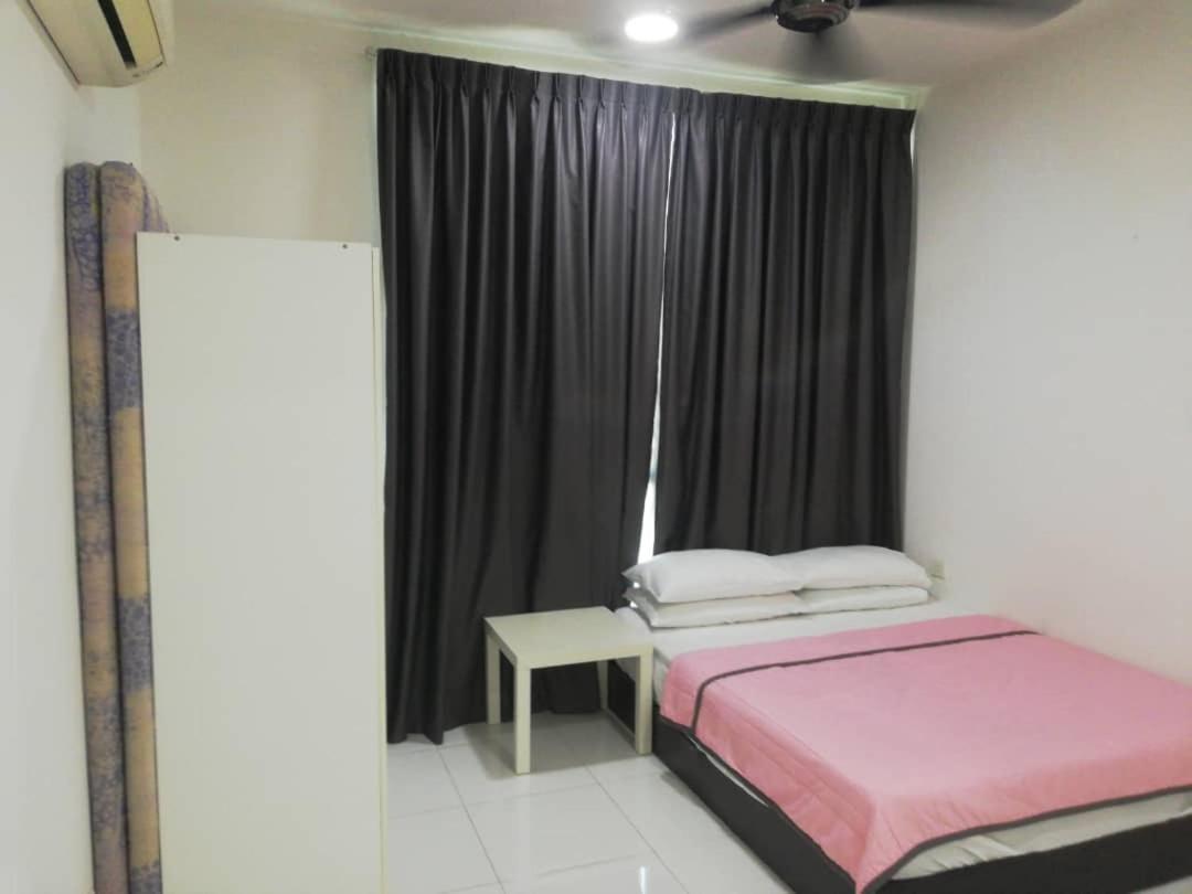 Vista Alam Studio Units - Pool, Food Court 샤알람 객실 사진